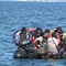 Французская полиция начала прокалывать лодки с мигрантами — СМИ
